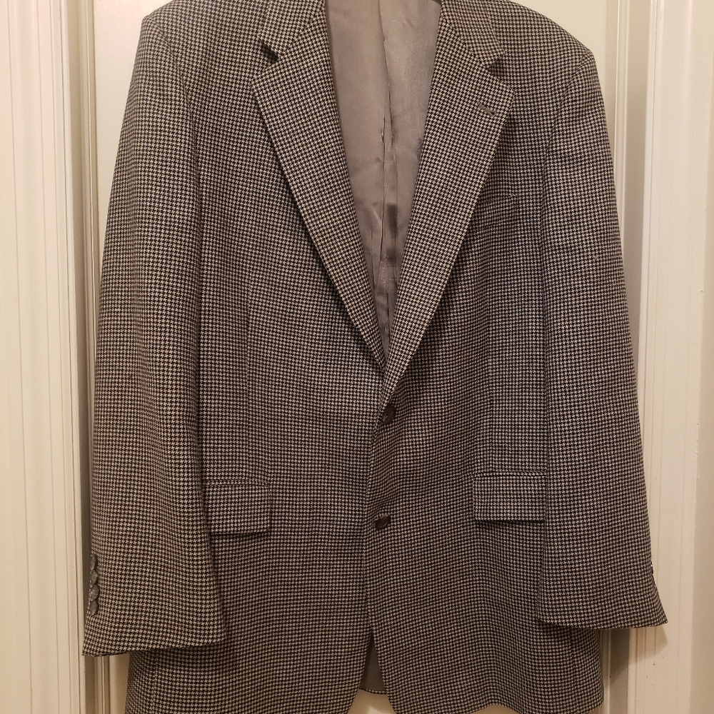 Men's suit coat